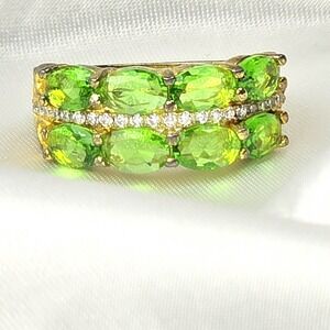 Stauer's Stunning Gem for the Ages Peridot Ring  925 ring Size 9   144